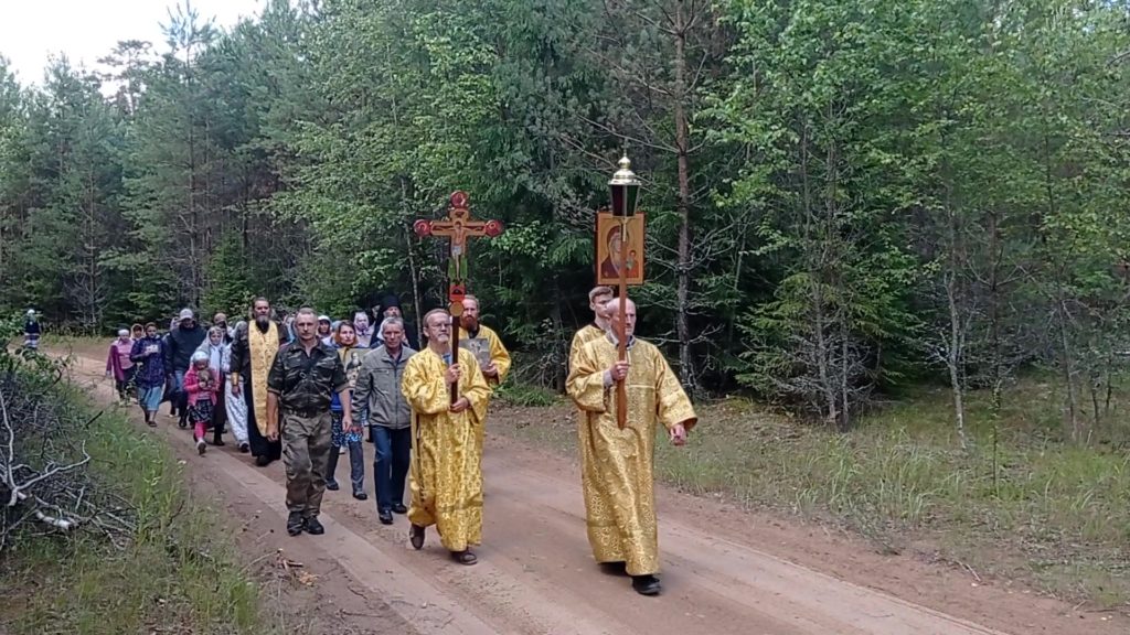 В Городокском благочинии прошел крестный ход, посвященный 1030-летию Православия на Белорусских землях