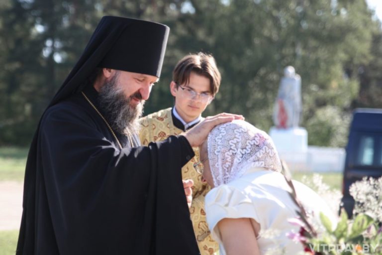 В Неделю 8-ю по Пятидесятнице епископ Друцкий Евсевий совершил Литургию в храме святителя Николая Чудотворца деревни Межа