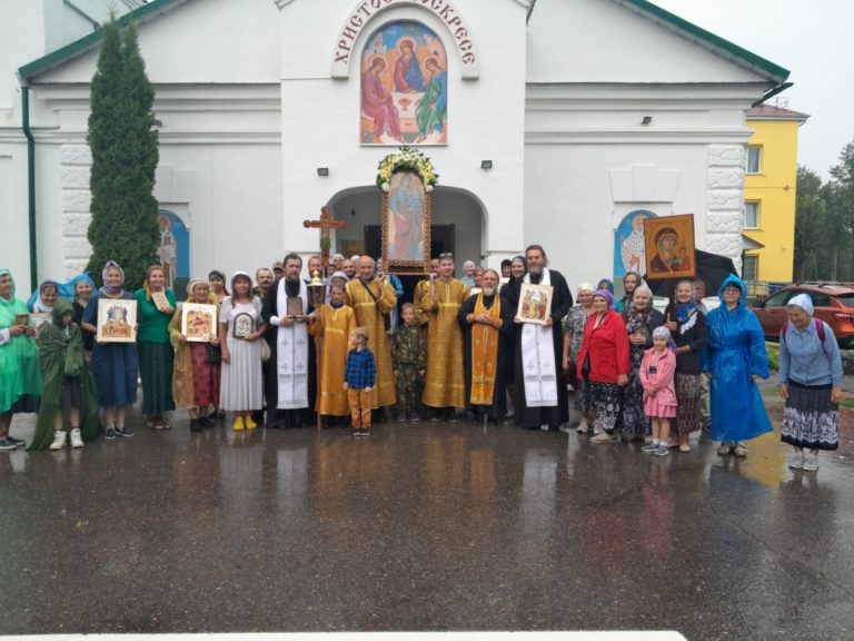 Крестный ход посвященный празднику Успения Пресвятой Богородицы