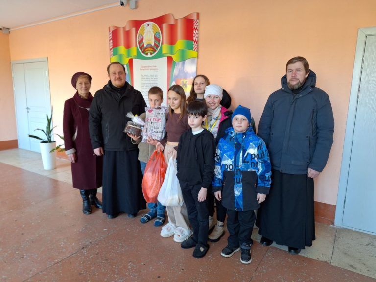 Группа Милосердия храма Святой Живоначальной Троицы посетили Городокский СПЦ