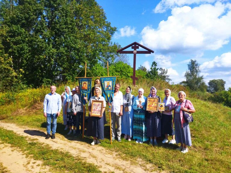 Крестный ход, посвященный празднику Успения Пресвятой Богородицы