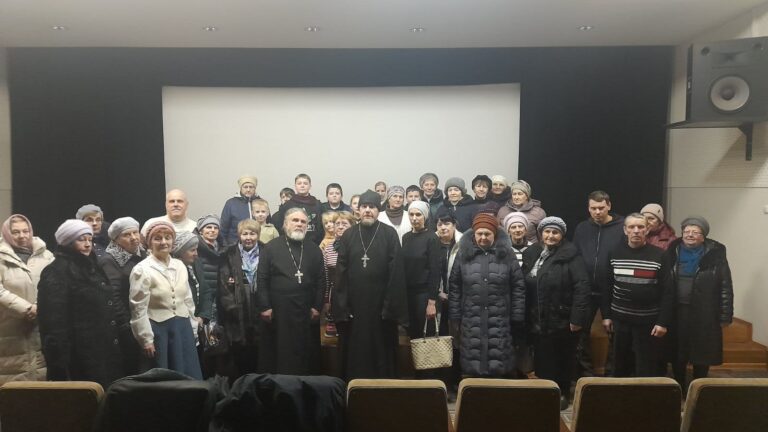 23 февраля в кинотеатре «Родина» г.Городка состоялся показ документального фильма «Обитель святой Ефросинии», созданный к 900-летию Спасо-Ефросиньевского женского монастыря в Полоцке