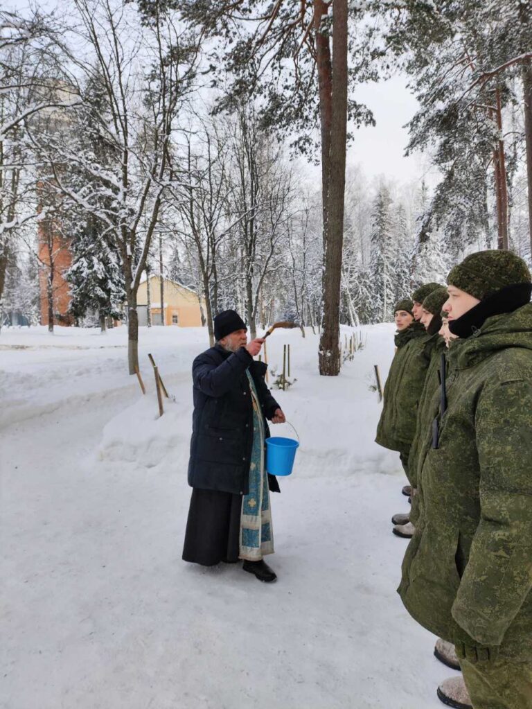 20 января в актовом зале войсковой части № 94017, в д. Прудок Городокского района прошло встреча с военнослужащими