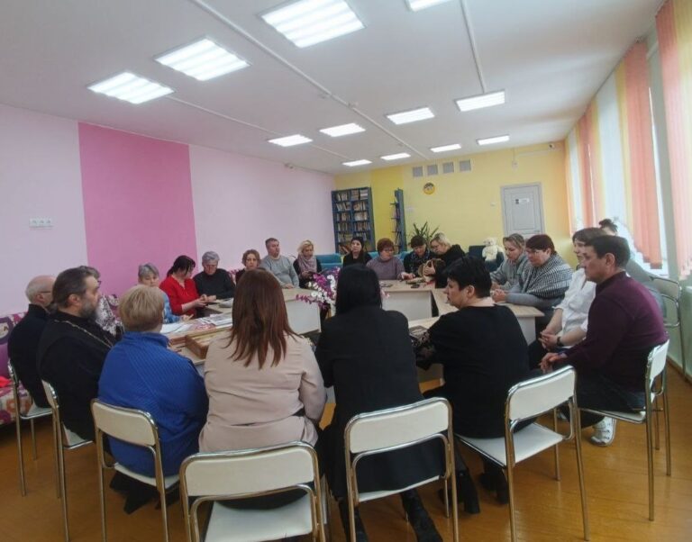 3 марта в СПЦ г. Городка прошел Круглый стол » Формирование семейных ценностей у детей, оставшихся без попечения родителей «
