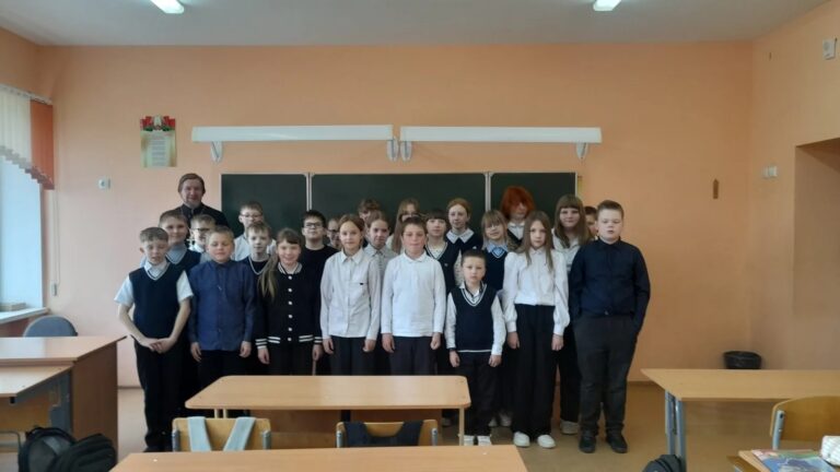13 мая в ГУО СШ-2 имени А.П.Соболевского г.Городка а прошёл Урок Духовности «О грехе сквернословия» приуроченный к Международному Дню семьи